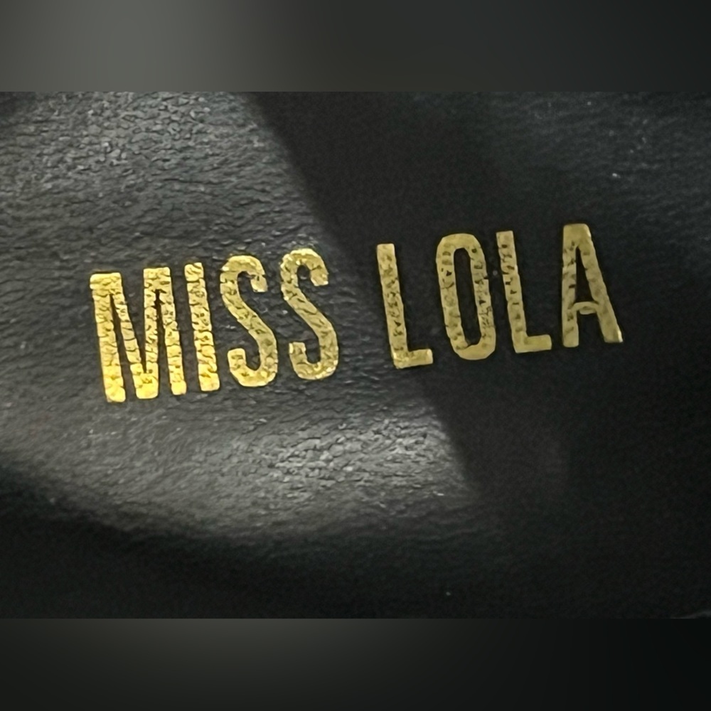 Miss Lola Knee-High Black Boots Faux Animal Skin Texture Zip Up Size 5.5 - Picture 2 of 16